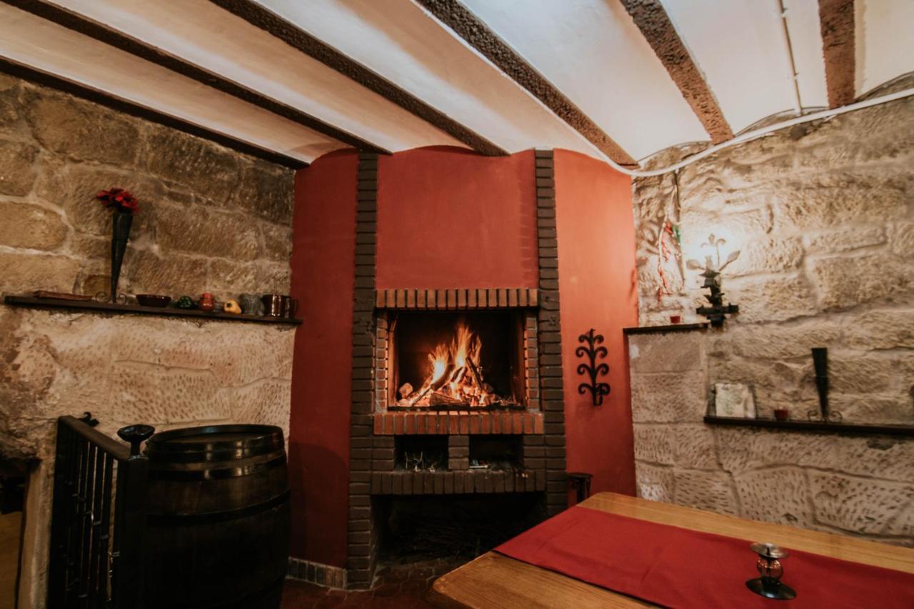 Durmiendo Como Reyes En La Rioja Cihuri Exteriör bild