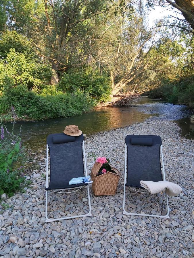 Durmiendo Como Reyes En La Rioja Cihuri Exteriör bild