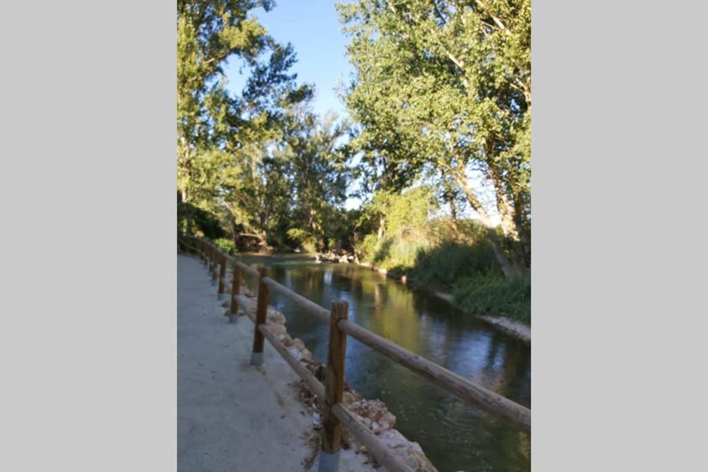 Durmiendo Como Reyes En La Rioja Cihuri Exteriör bild